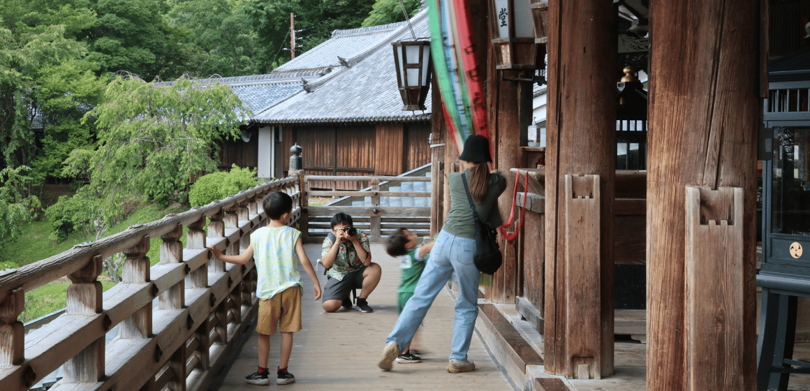 Website-Blog-Image---Family-in-Japan.png