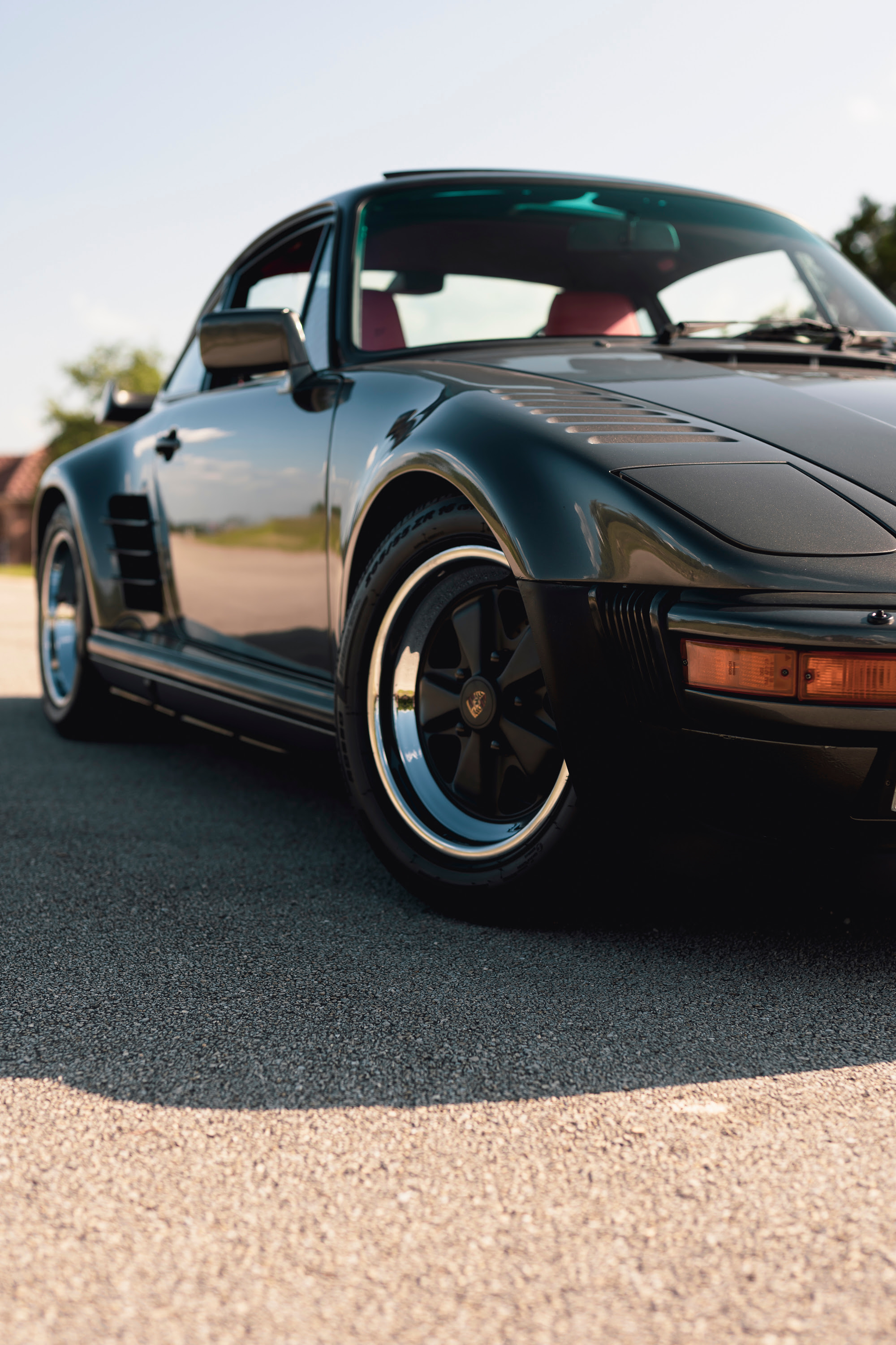 930 Turbo with Fuchs.