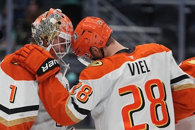 NHL player props today: Monday's best props include Jeffrey Viel [1/26/2026]