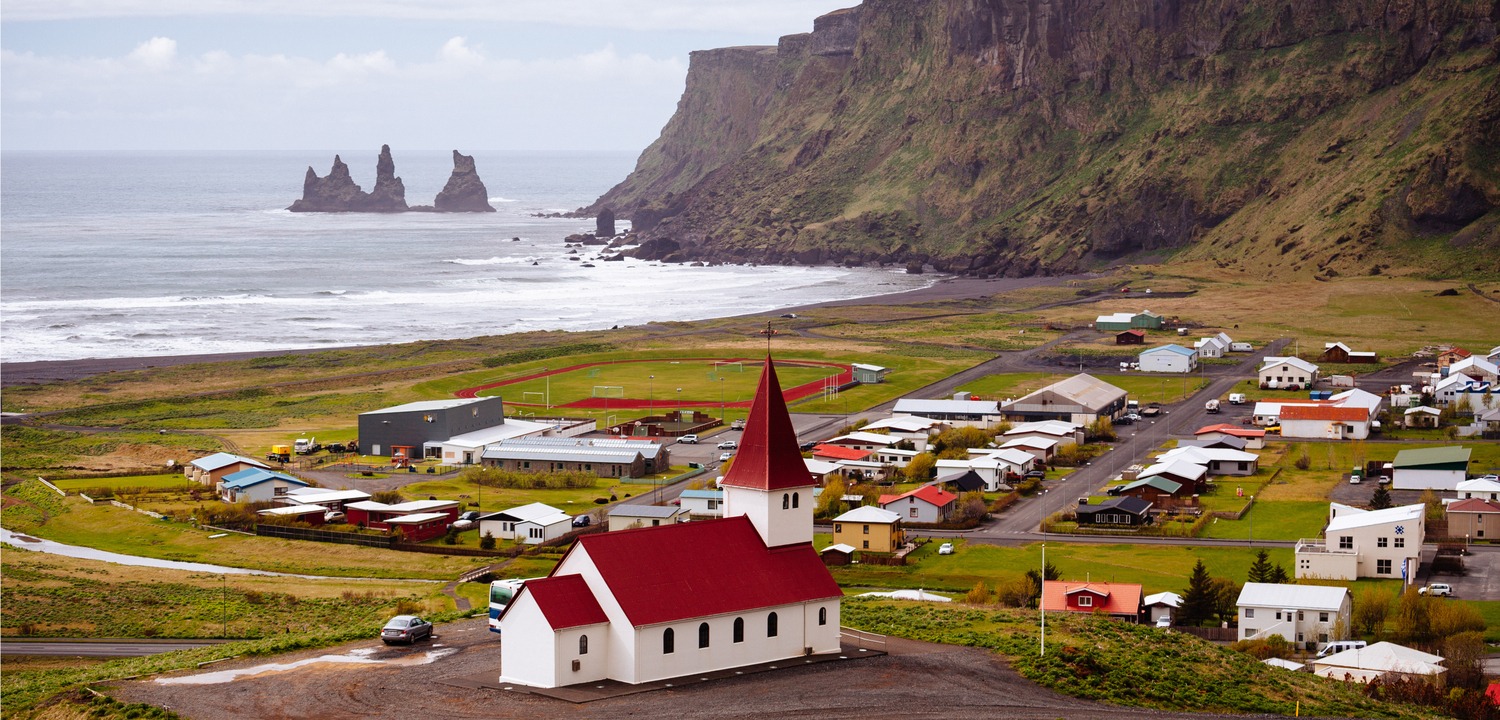 Best time to visit Iceland (month by month comparison)