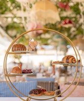 Brunch in Wonderland 