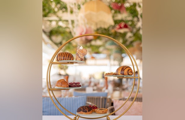 Brunch in Wonderland