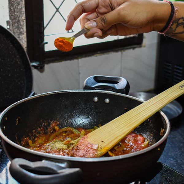 Cooking Butter Chicken with a Local- The Most Famous Indian Dish 's main gallery image