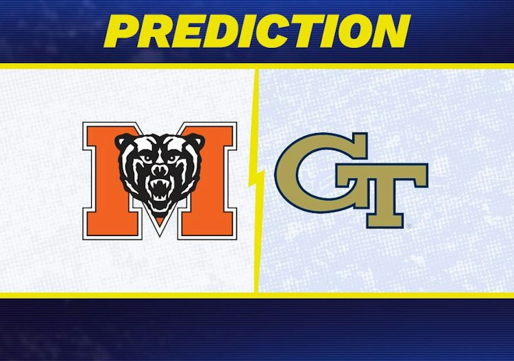 Mercer takes on Georgia Tech in College Football action.