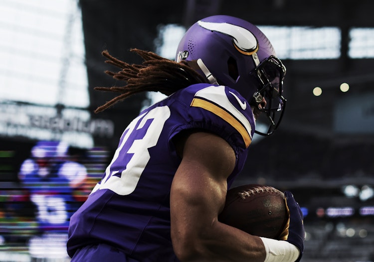 NFL Parlay Picks, Monday Night Football, Same Game parlay, Vikings, Bears NFL Betting