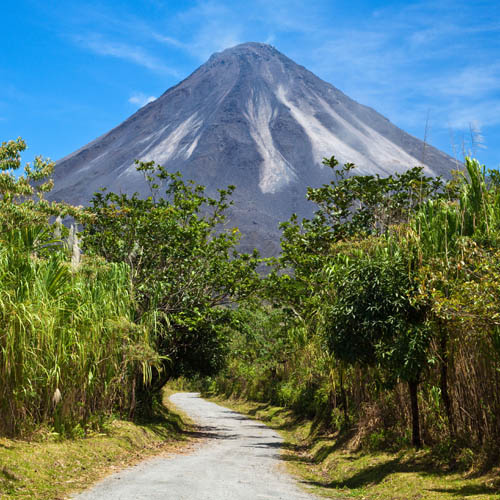 Arenal-Volcano.jpg