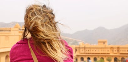 Interview With Adventurers - Travelblogger Emily Luxton