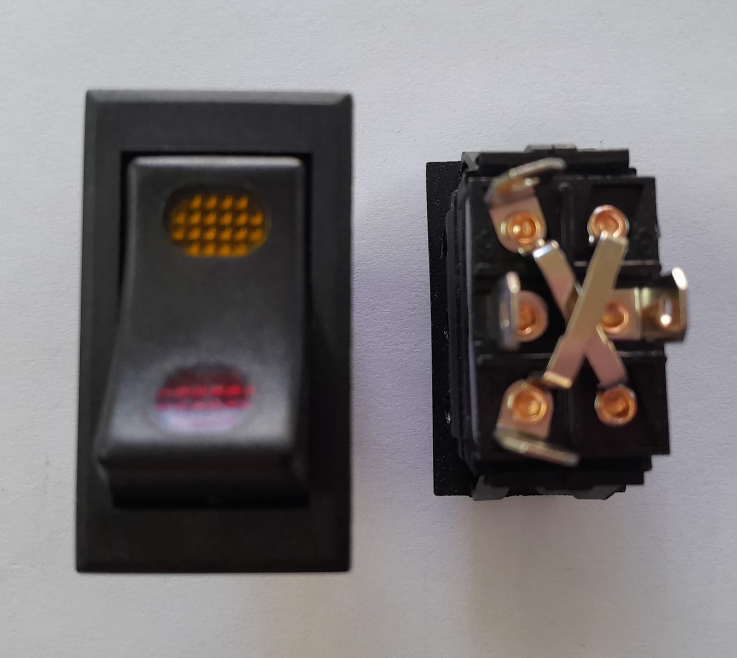 INTERRUPTOR DE TECLA