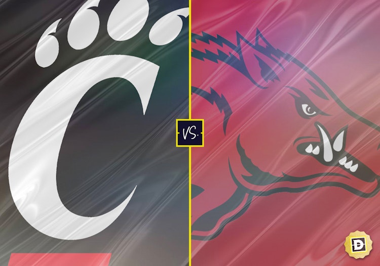 CFB Best Bets, Picks and Analysis For Cincinnati vs. Arkansas on September 3, 2022