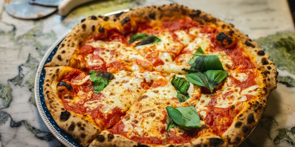 Classic Margherita Pizza