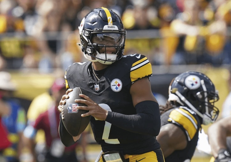 Our NFL Week 4 Parlay Picks, NFL Parlay Bets, NFL Parlay, Best Parlay, Justin Fields
