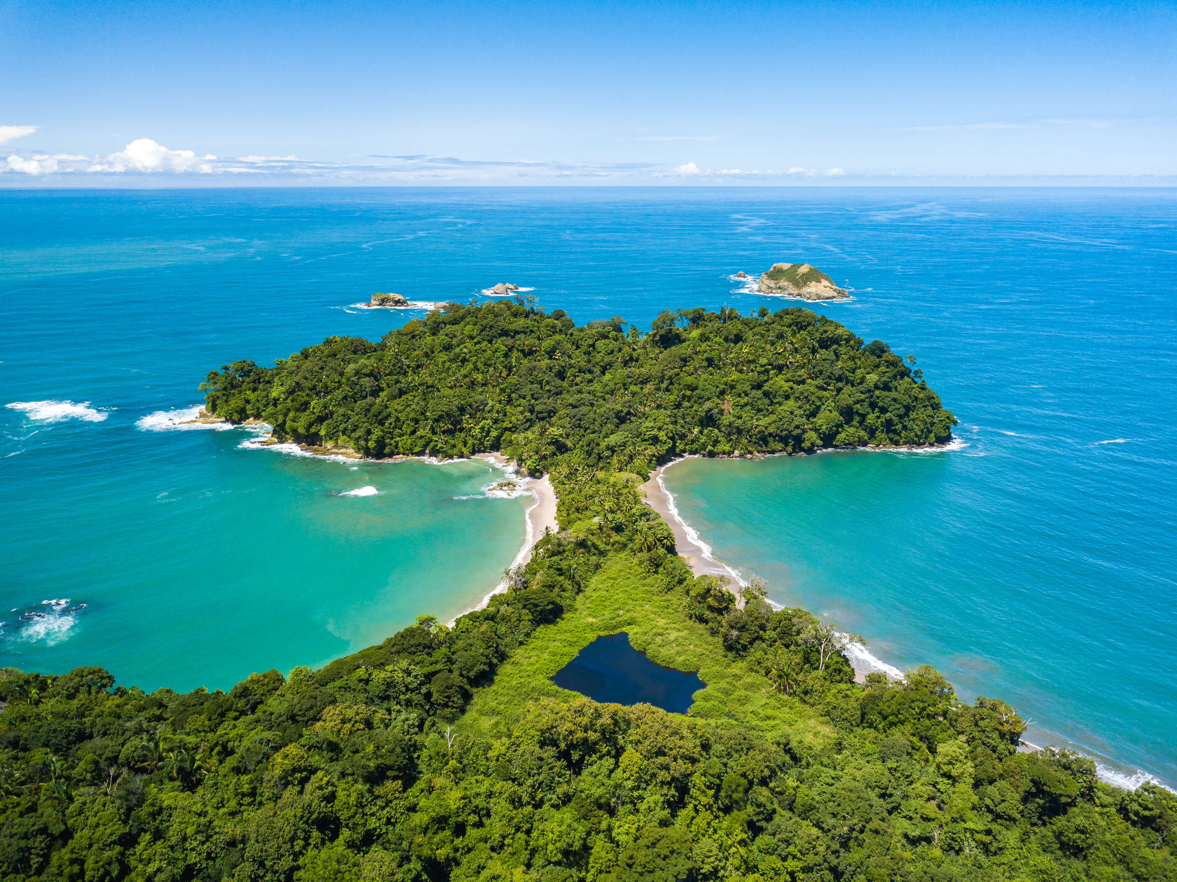 manuel-antonio-costa-rica.jpg