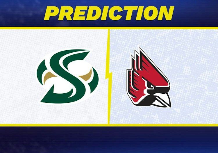 Sacramento State takes on Ball State in College Football action.