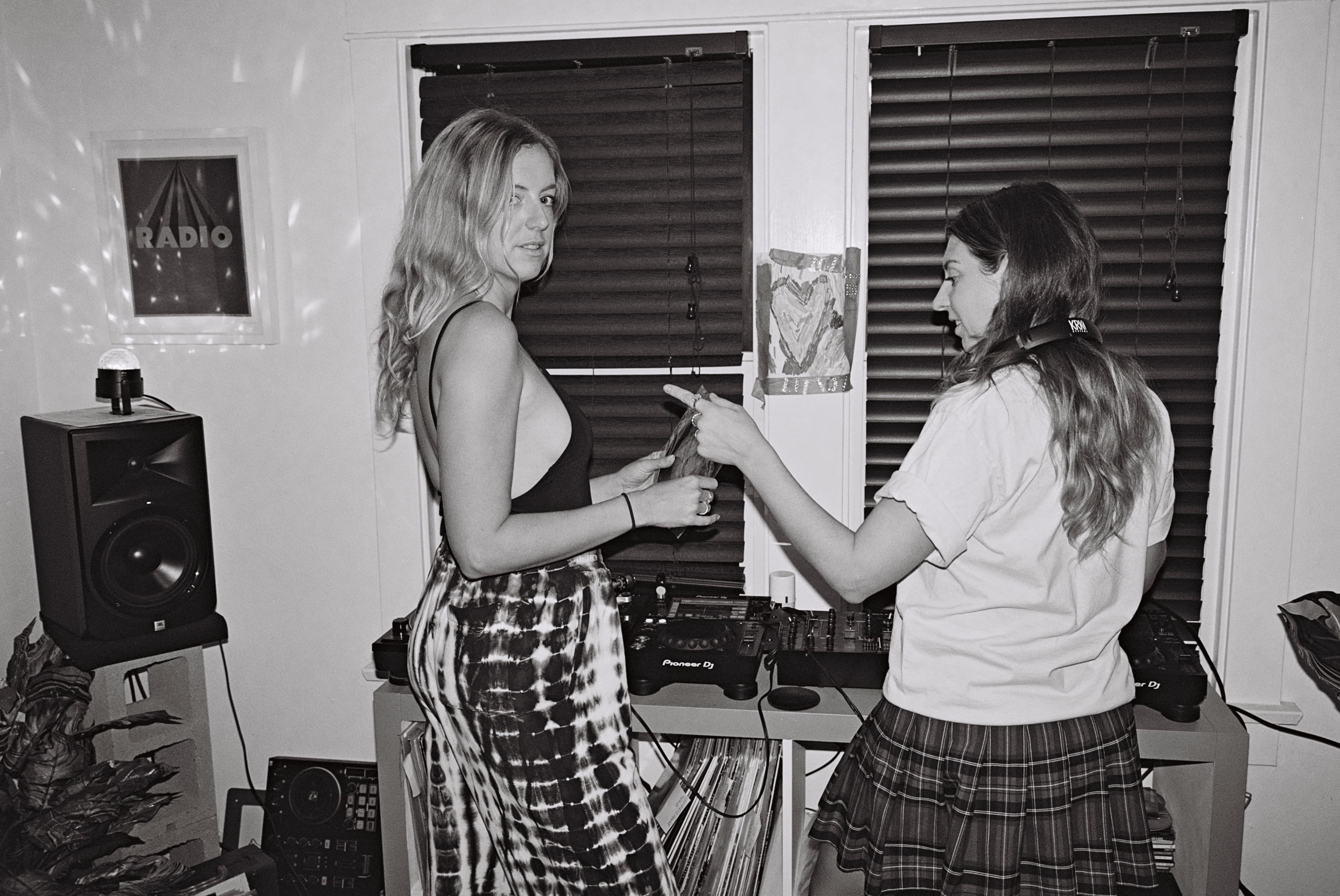 The Full Friday Service: SOS Music with Sama' Abdulhadi & Niina