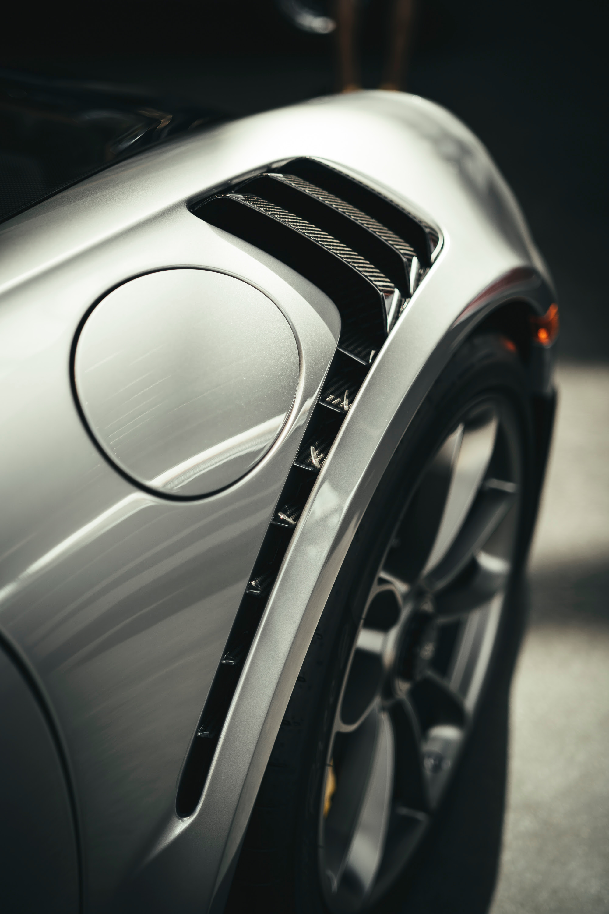 The fender vents on a silver GT2RS at South Bay Porsche.