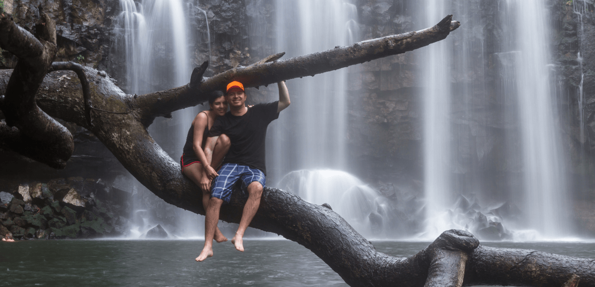Couple-travelling-in-Costa-Rica---The-Adventure-People.png