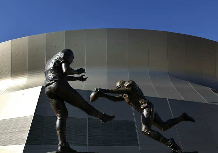 Steve Gleason statue outside the Caesars Superdome ahead of Falcons vs. Saints on Monday Night Football