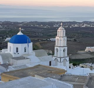 Live Sunrise Walk in Pyrgos's gallery image