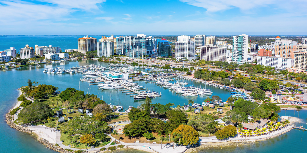 The 5 Best Places to Retire in Florida, Based on Taxes, Amenities, and