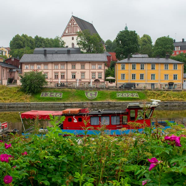 Guided Walking Tour In Porvoo Old Town's main gallery image