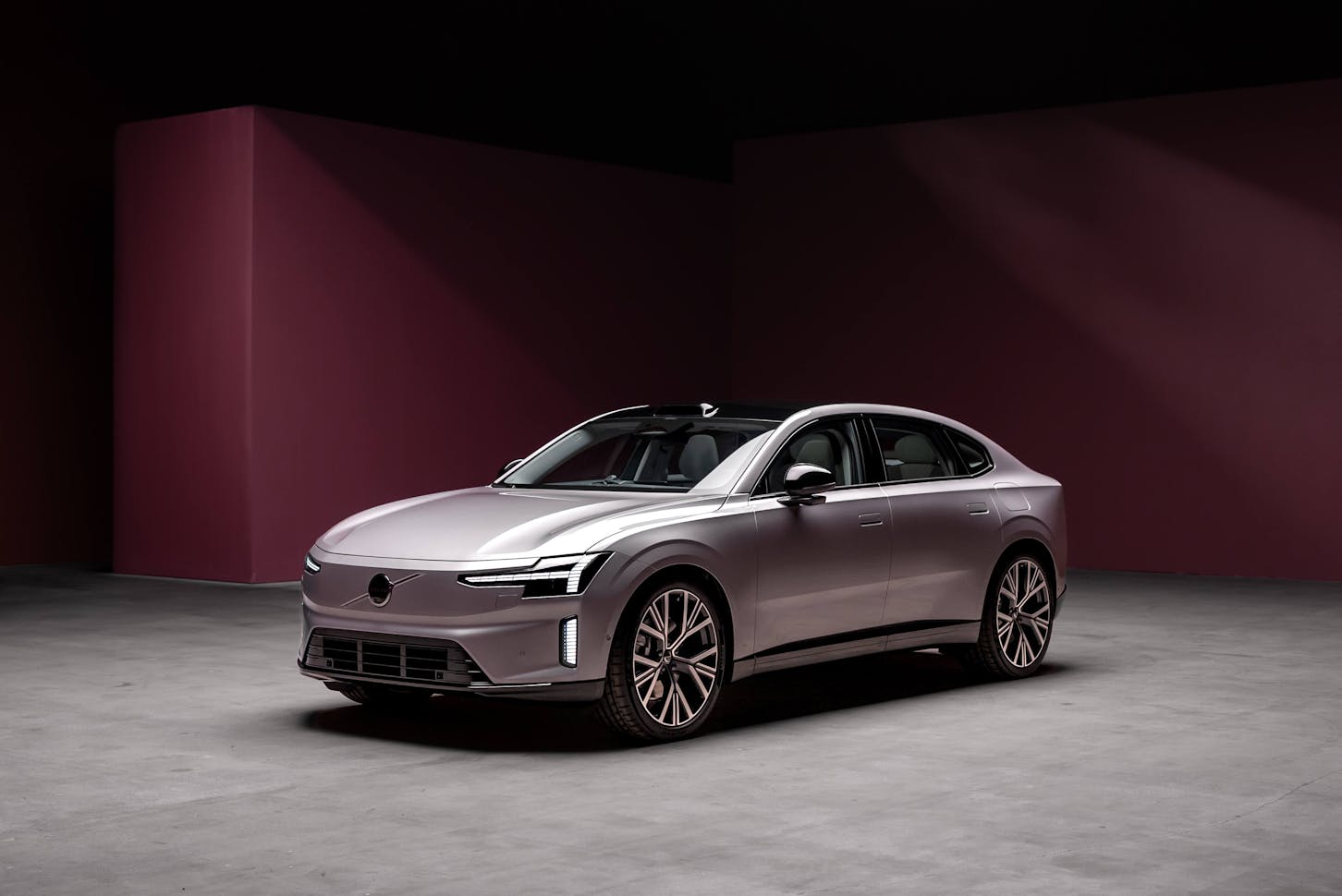 Ein Volvo ES90.
