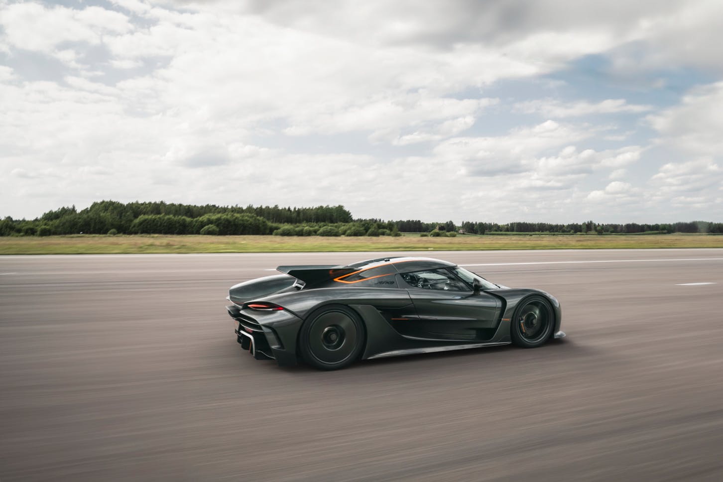 Ein Koenigsegg Jesko Absolut.