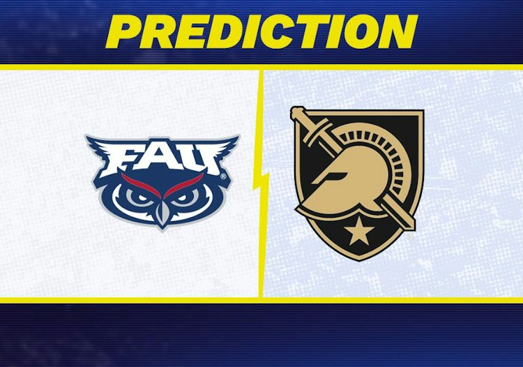 Florida Atlantic takes on Army in College Football action.