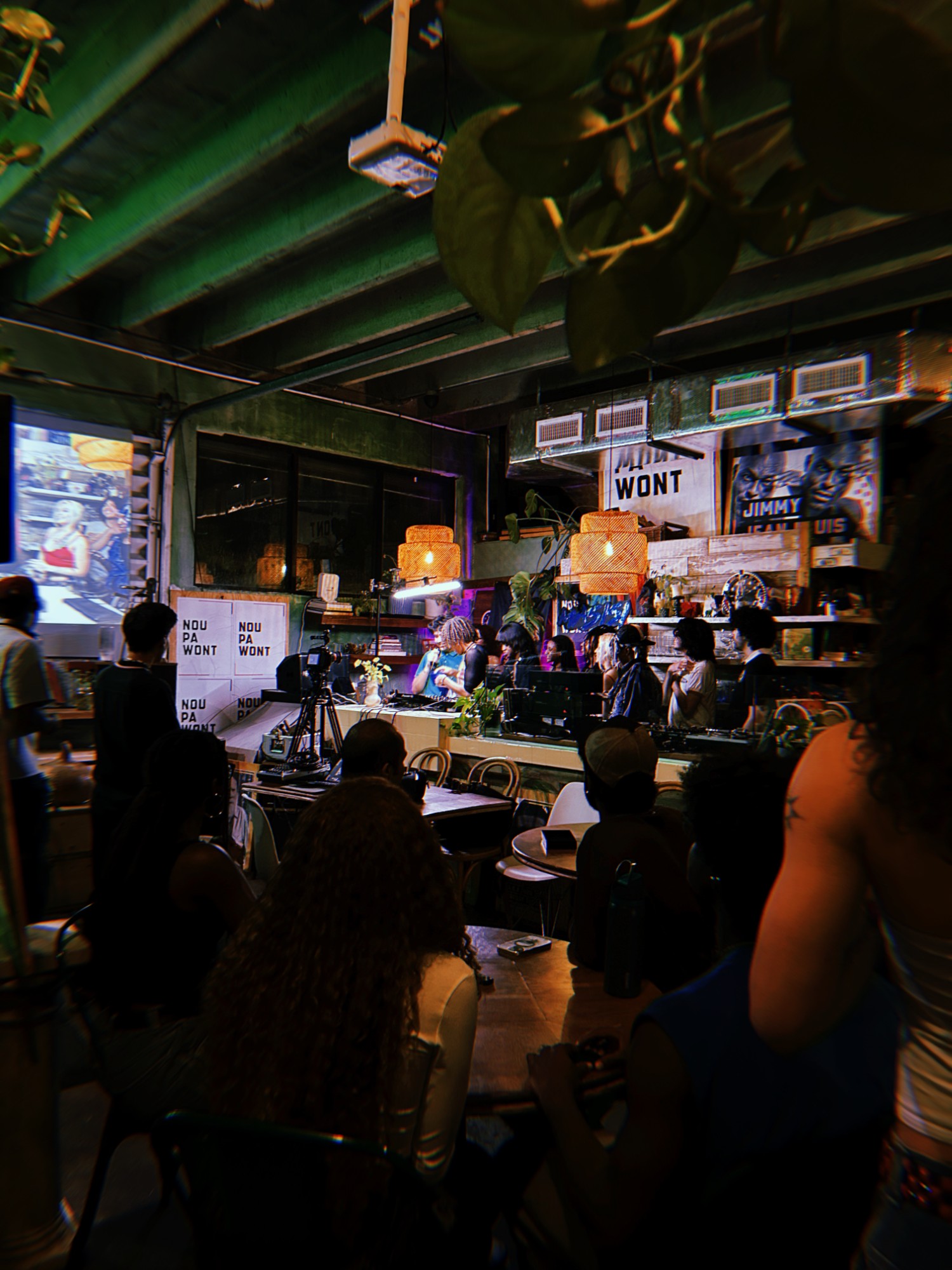 Masisi Radio: Bozito & Khami