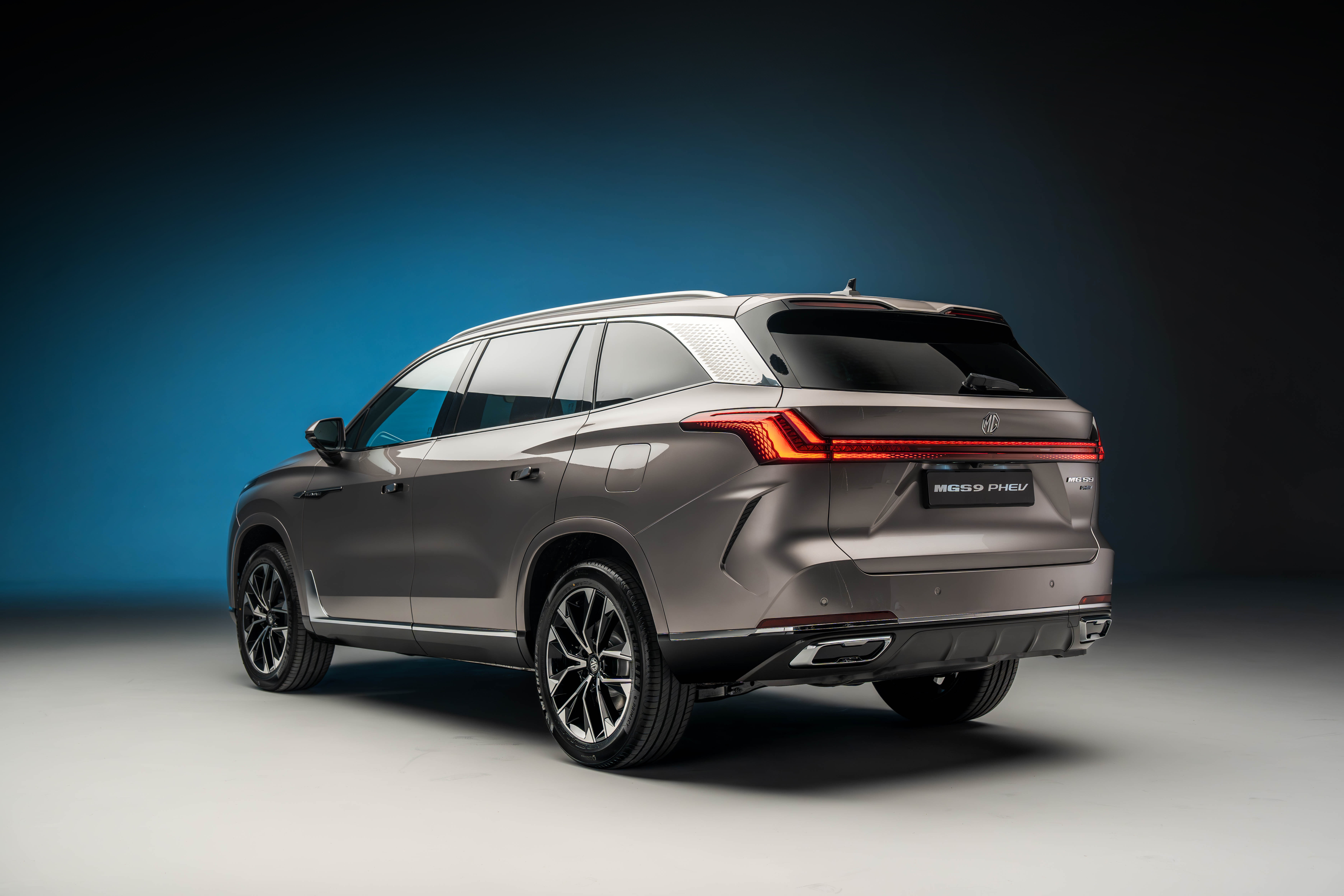 Der MG S9 von hinten.