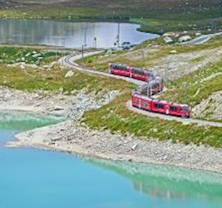 Exploring Switzerland by Train's gallery image
