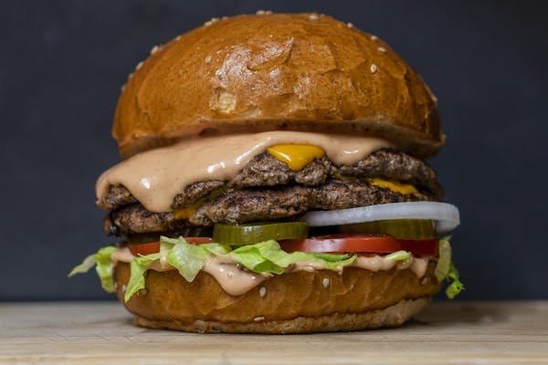 Classic Cheeseburger