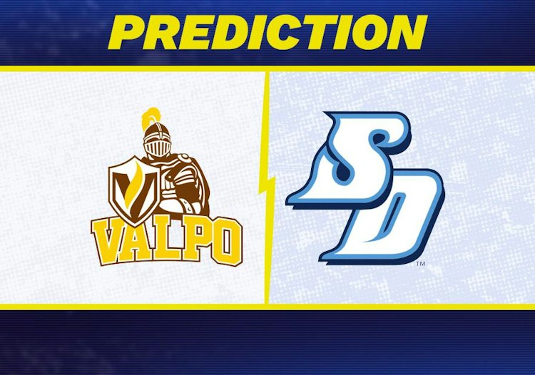 Valparaiso takes on San Diego in College Football action.