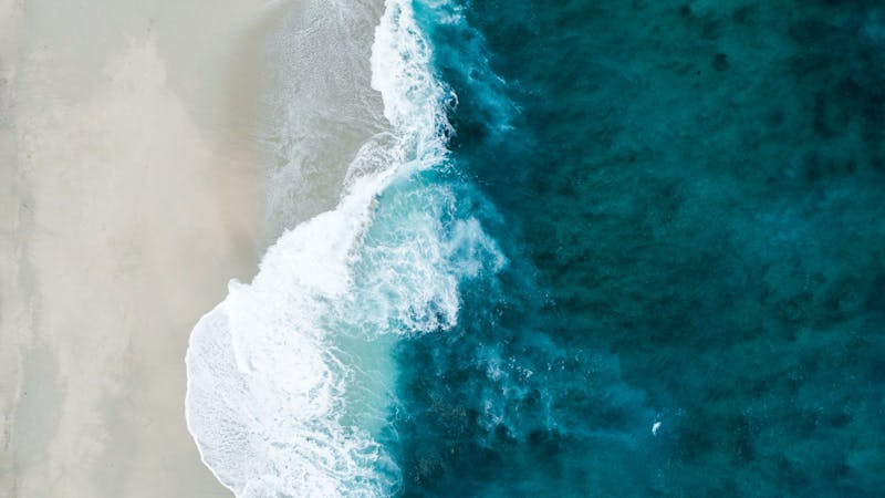 Ocean Wave Close-up
