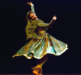 Bollywood Dance Class with Komal's gallery image