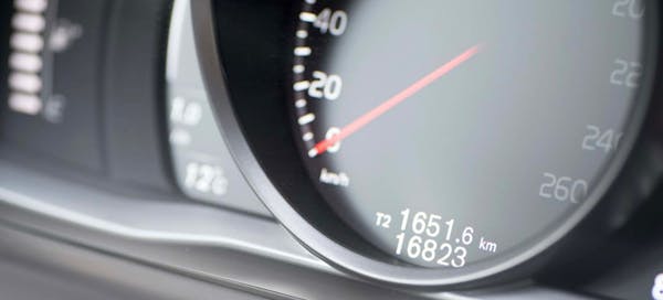 Le limiteur de vitesse intelligent : bientôt obligatoire sur toutes les voitures neuves