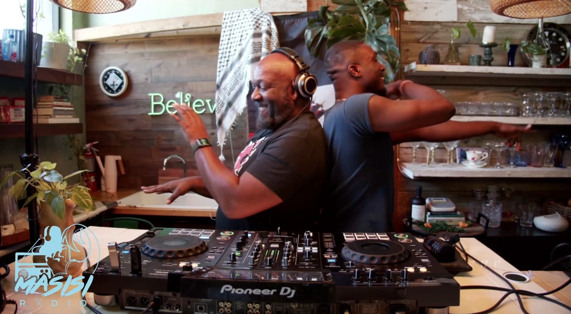 Masisi Radio: w/ Michael Grant, Dennis Baker + Toni Shardai