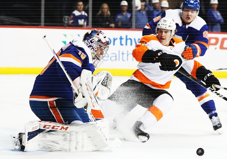 Islanders @ Flyers: Predictions, picks and bets