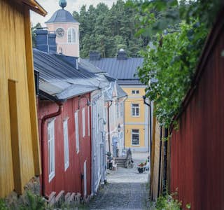Guided Walking Tour In Porvoo Old Town's gallery image