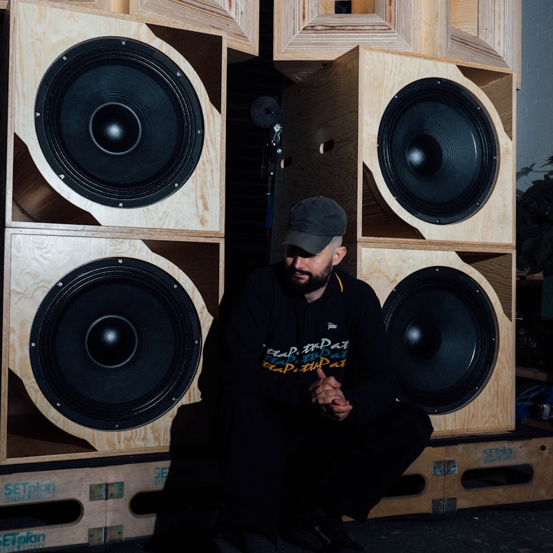 Shortlist Sound System: Donut